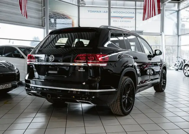 VOLKSWAGEN Atlas 