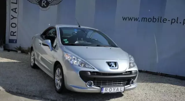 PEUGEOT 207 