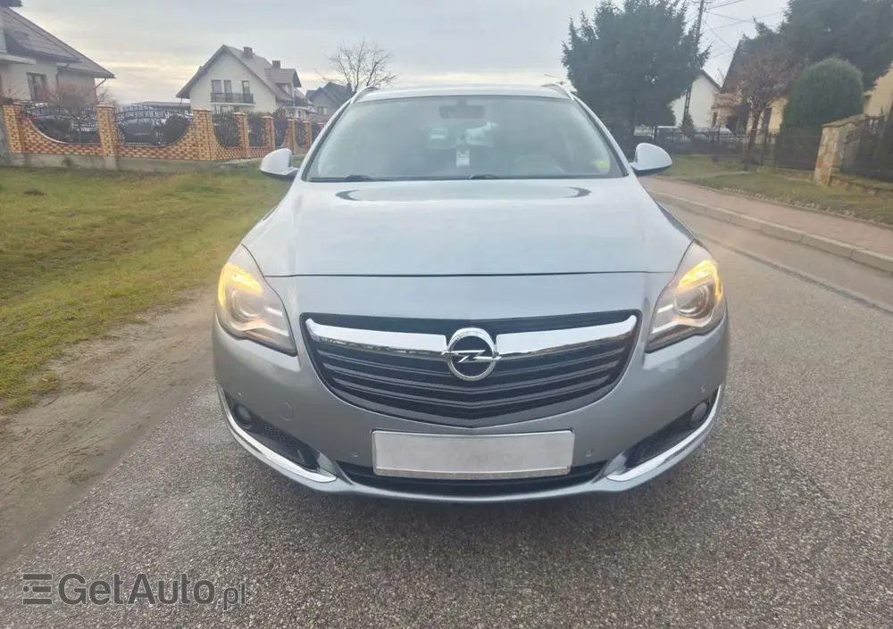 OPEL Insignia 