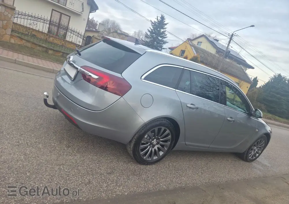 OPEL Insignia 