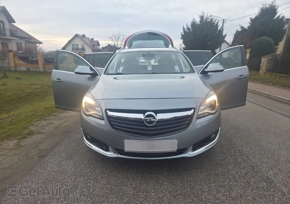 OPEL Insignia 