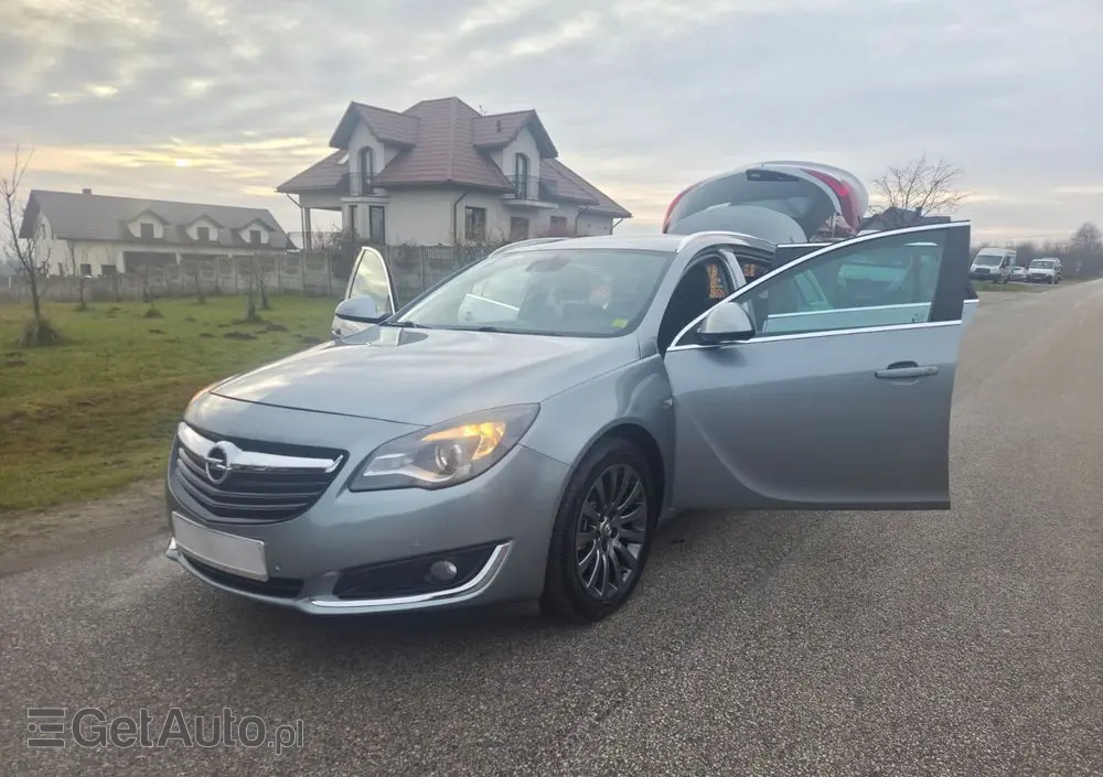 OPEL Insignia 