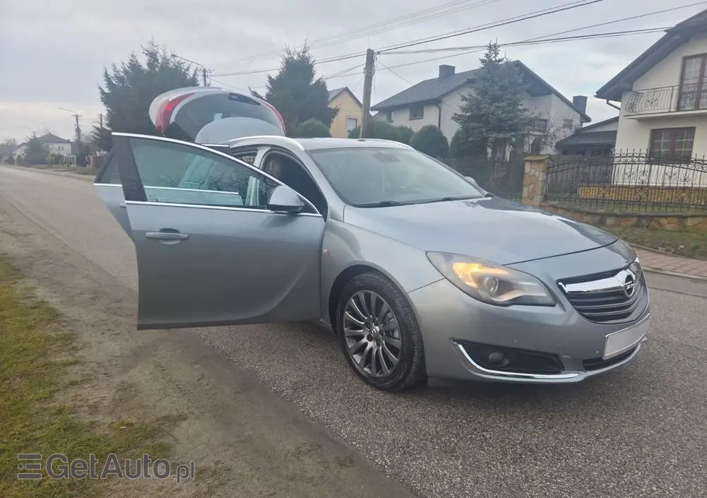 OPEL Insignia 