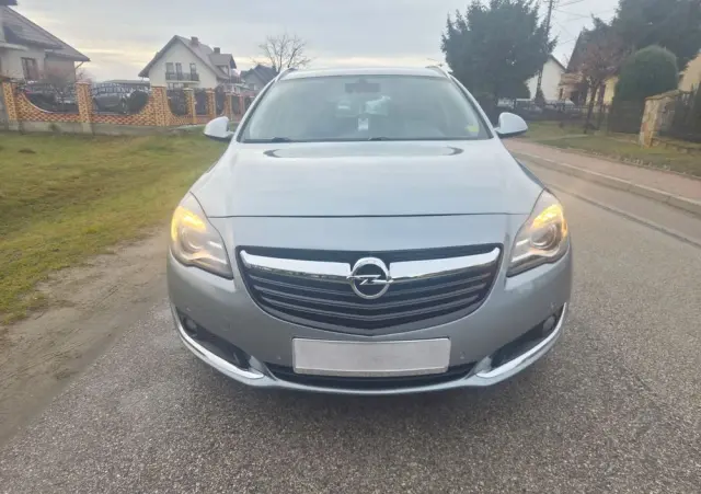 OPEL Insignia 