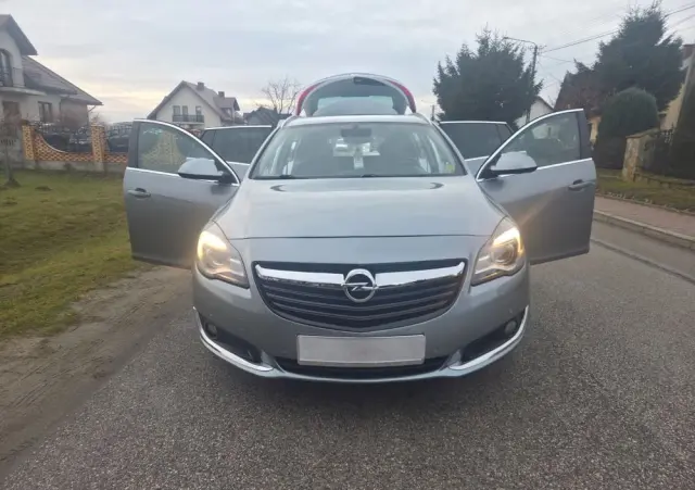 OPEL Insignia 
