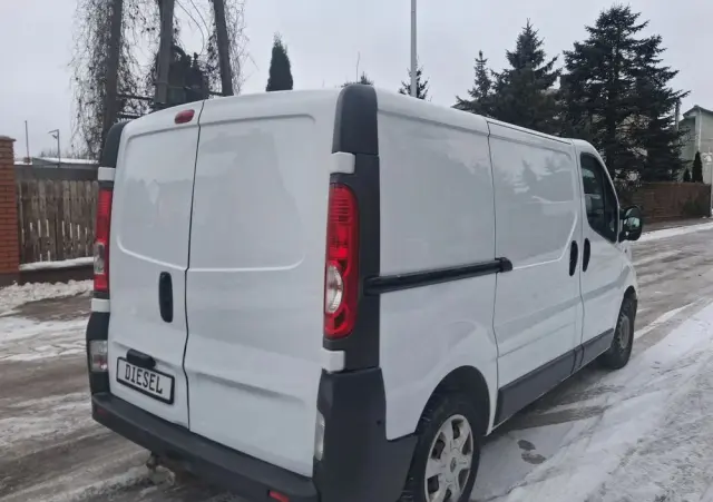 RENAULT TRAFIC 