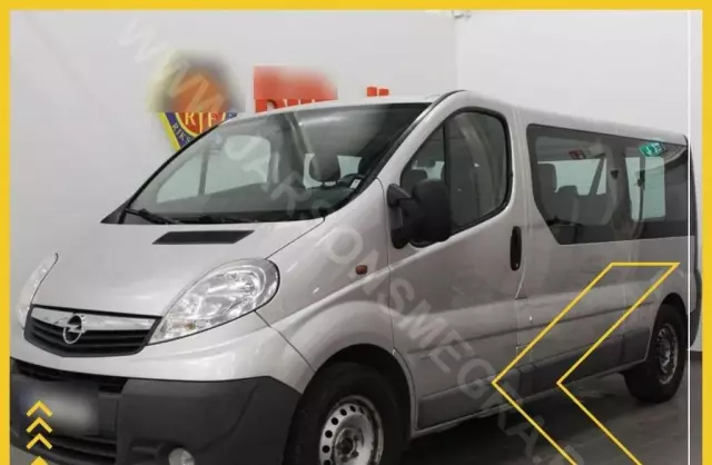 OPEL Vivaro 