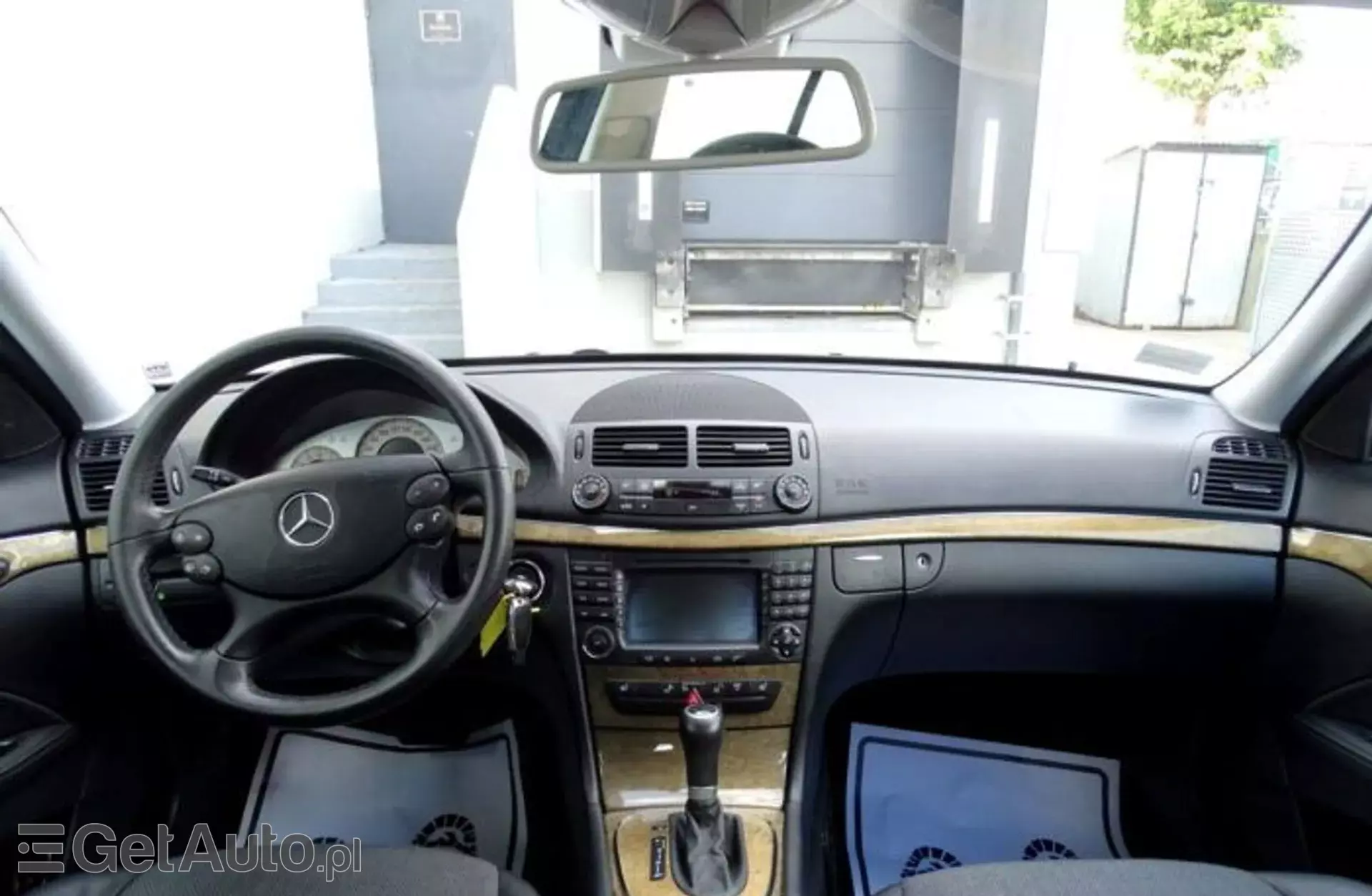 MERCEDES-BENZ Klasa E 