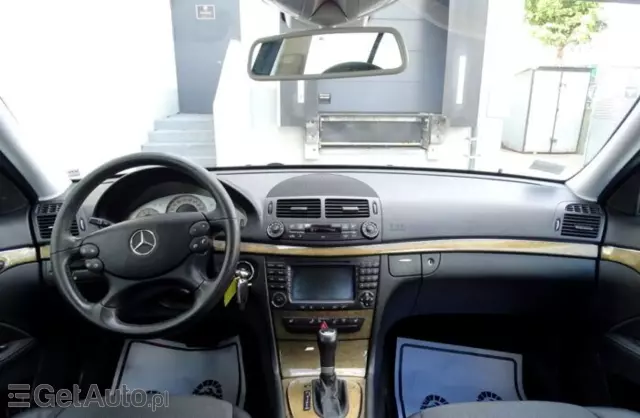 MERCEDES-BENZ Klasa E 