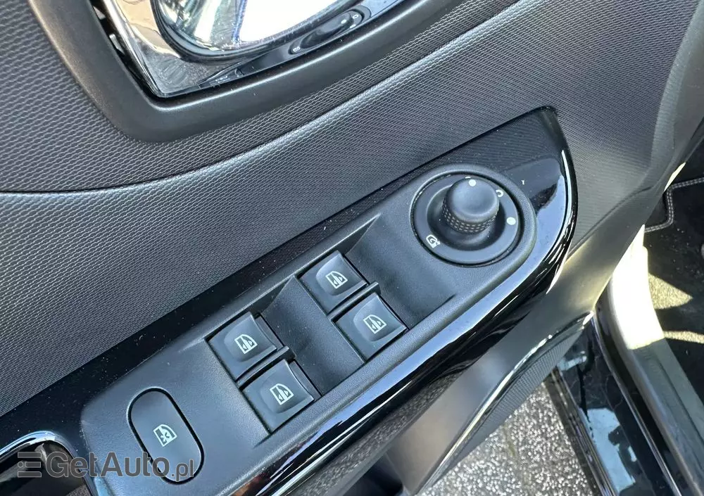 RENAULT Captur 1.5 dCi Energy Limited