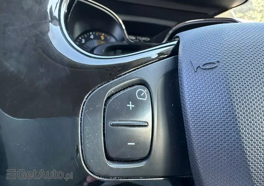 RENAULT Captur 1.5 dCi Energy Limited