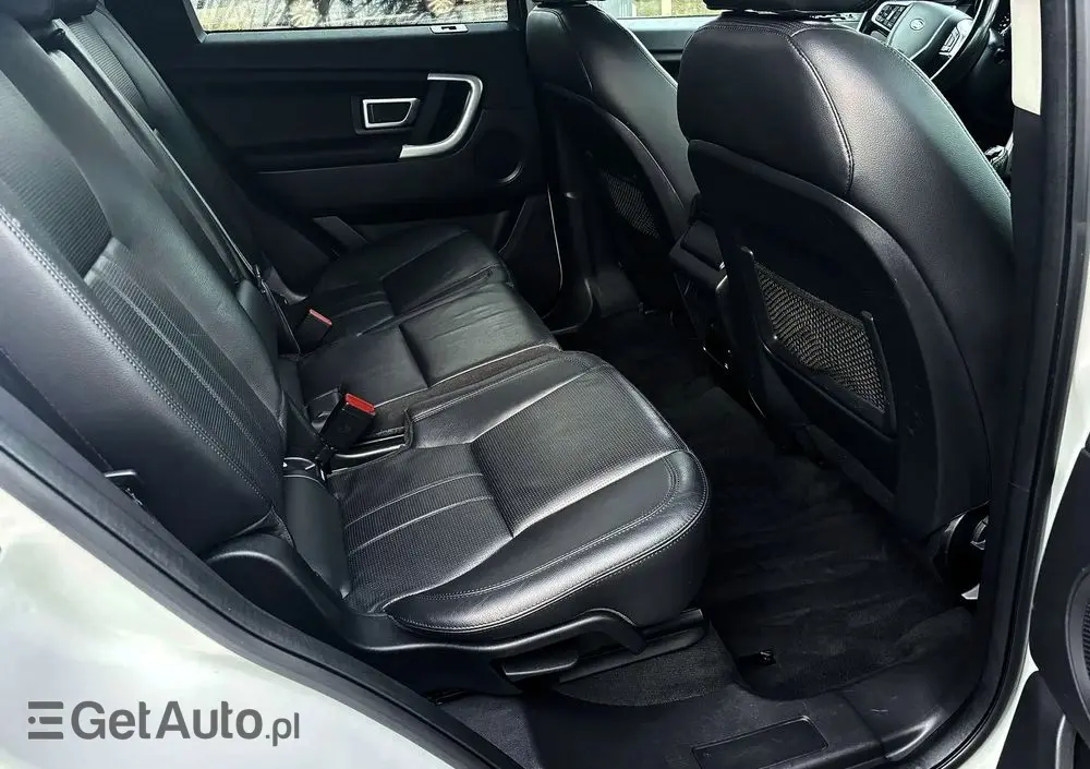 LAND ROVER Discovery Sport Ver-2-0-d150-r--dynamic-s