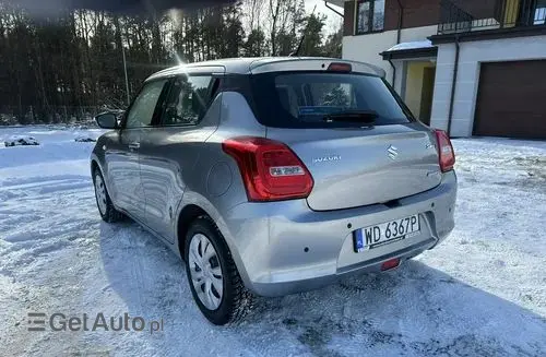 SUZUKI Swift 