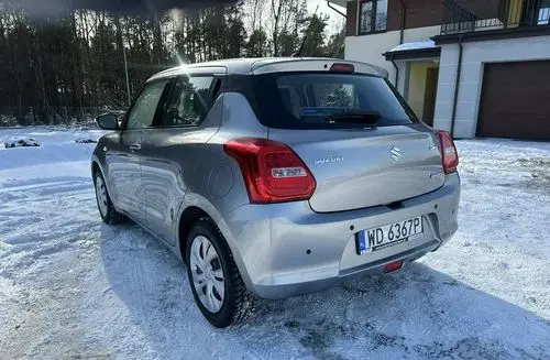 SUZUKI Swift 