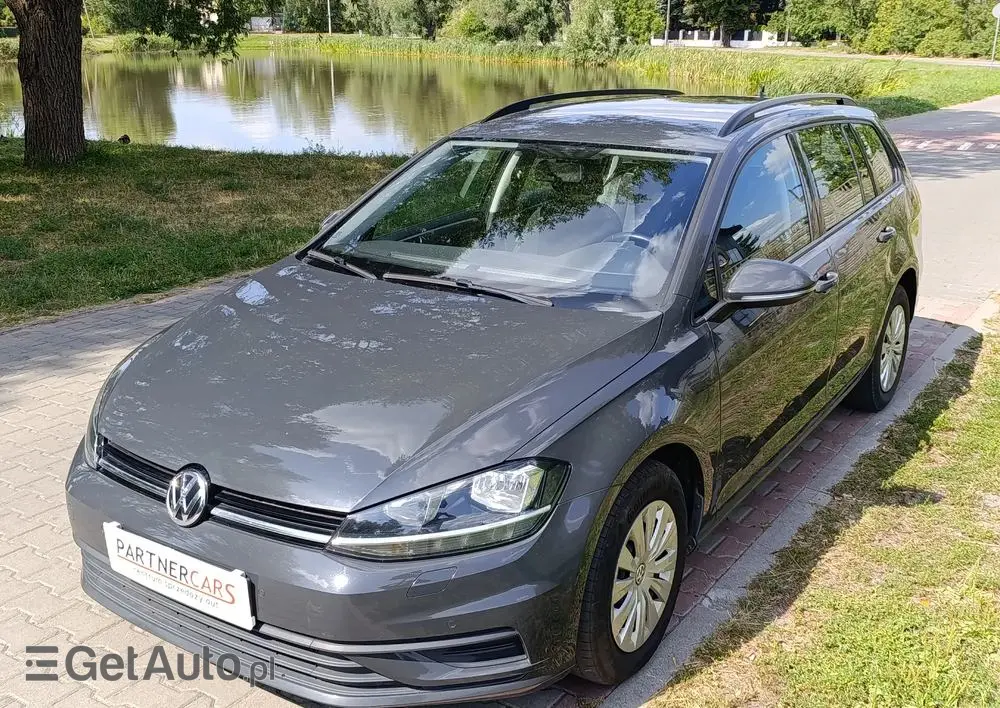 VOLKSWAGEN Golf Variant 1.6 TDI (BlueMotion Technology) Comfortline