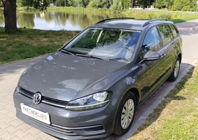 VOLKSWAGEN Golf Variant 1.6 TDI (BlueMotion Technology) Comfortline