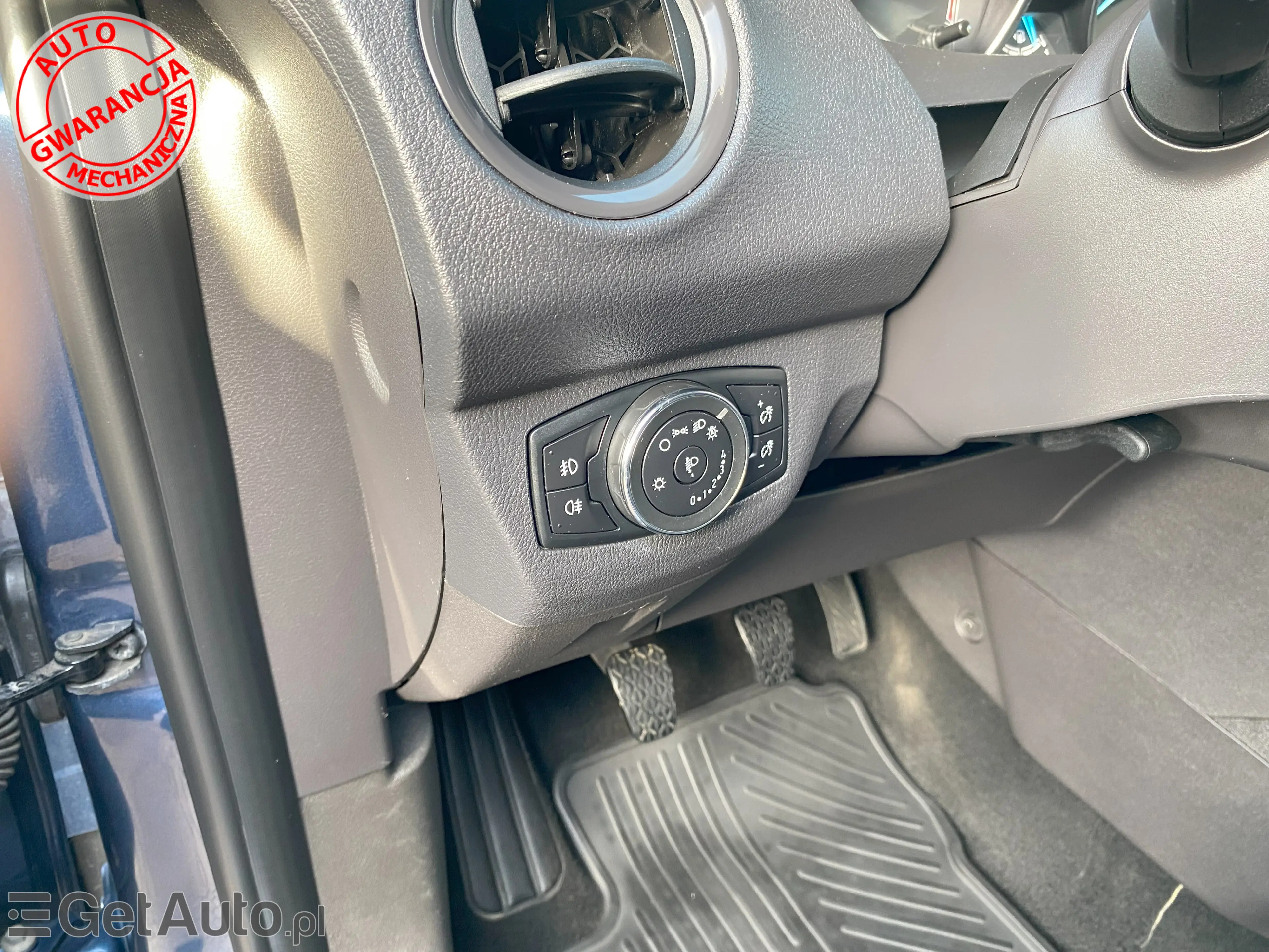 FORD Tourneo Connect 