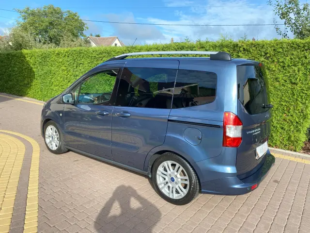 FORD Tourneo Connect 
