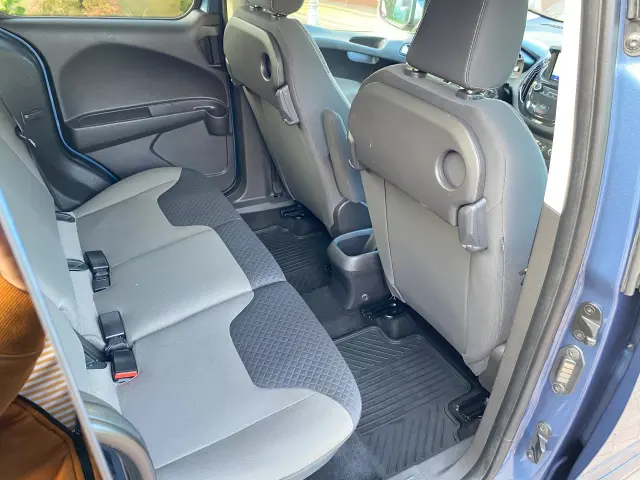 FORD Tourneo Connect 