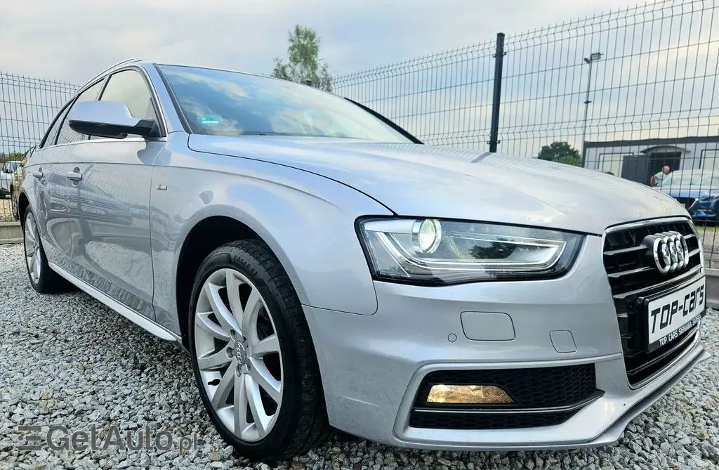 AUDI A4 