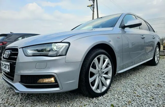 AUDI A4 