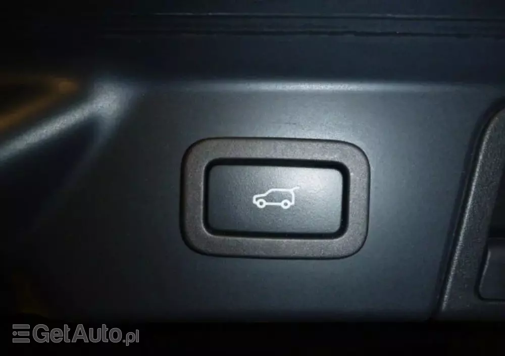 LAND ROVER Range Rover Velar 2.0 P250 R-Dynamic SE