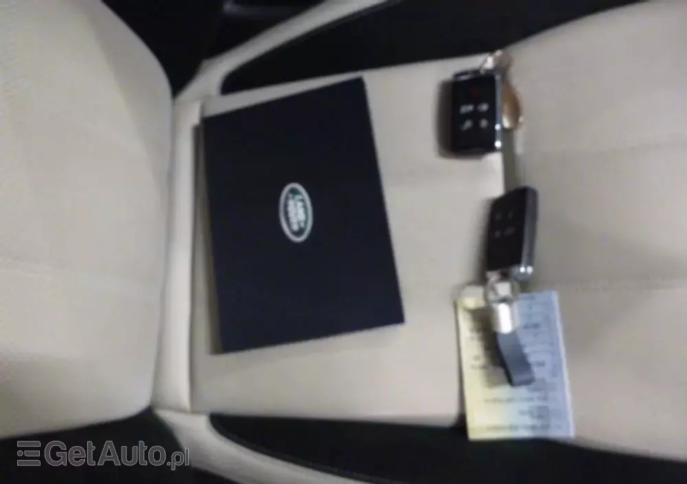 LAND ROVER Range Rover Velar 2.0 P250 R-Dynamic SE