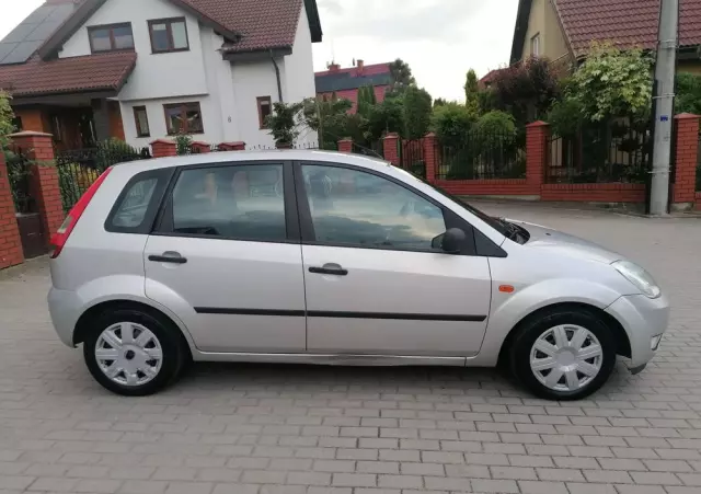 FORD Fiesta 1.4 Ghia
