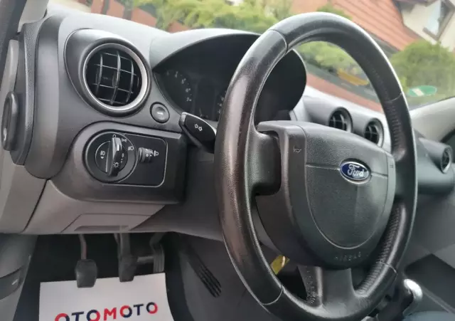 FORD Fiesta 1.4 Ghia