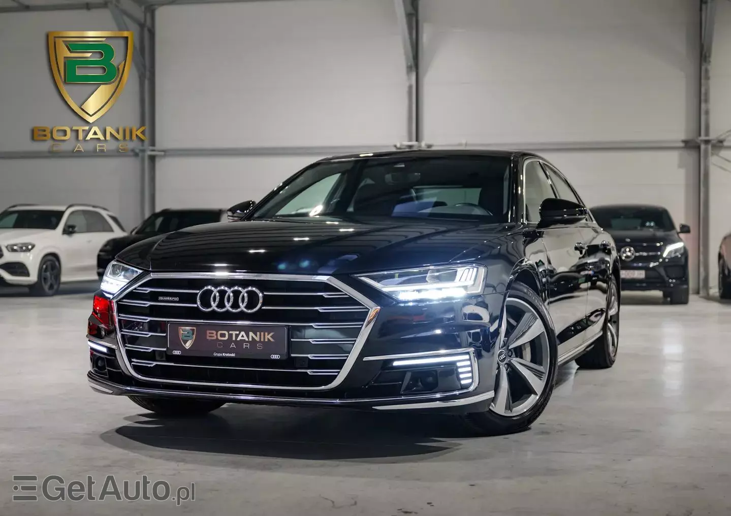 AUDI A8 