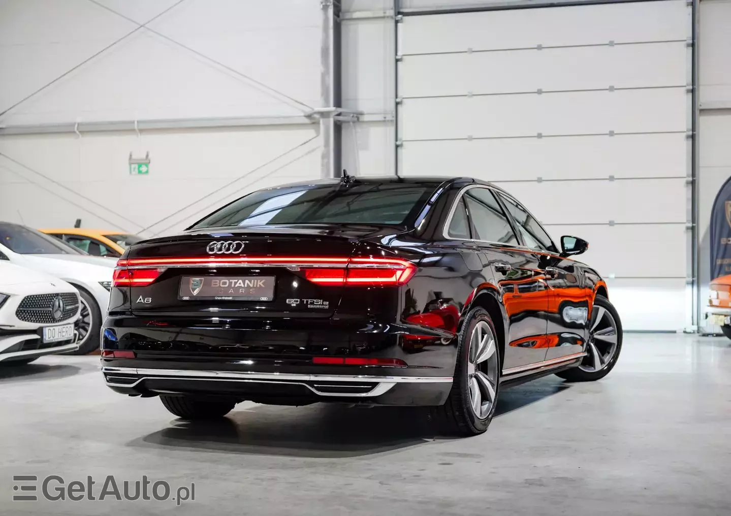 AUDI A8 