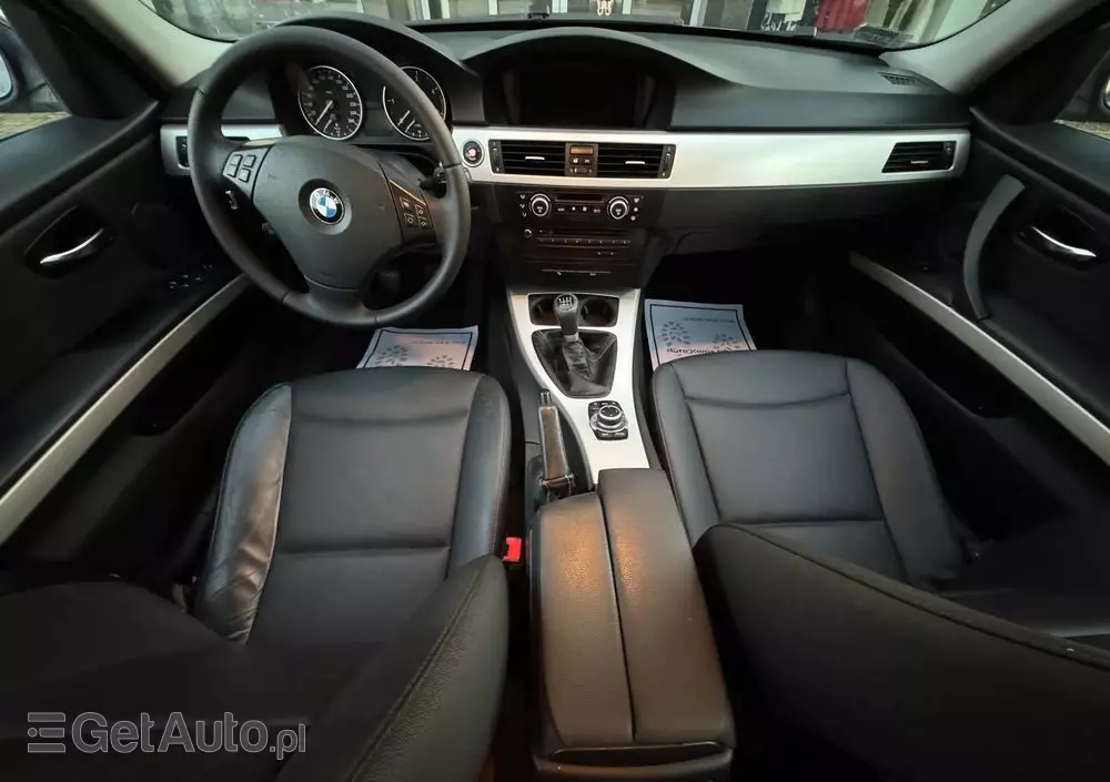 BMW Seria 3 318d