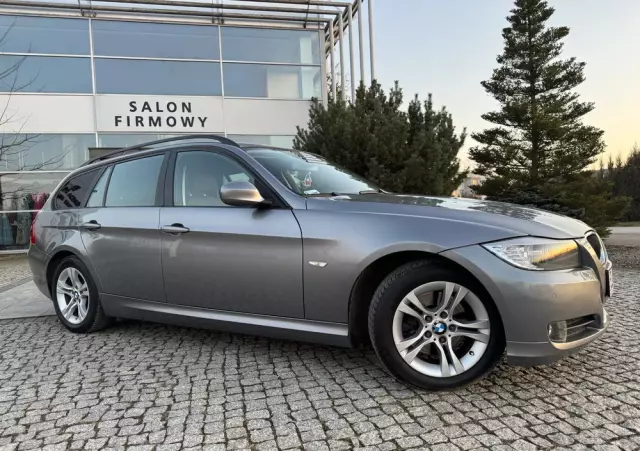 BMW Seria 3 318d
