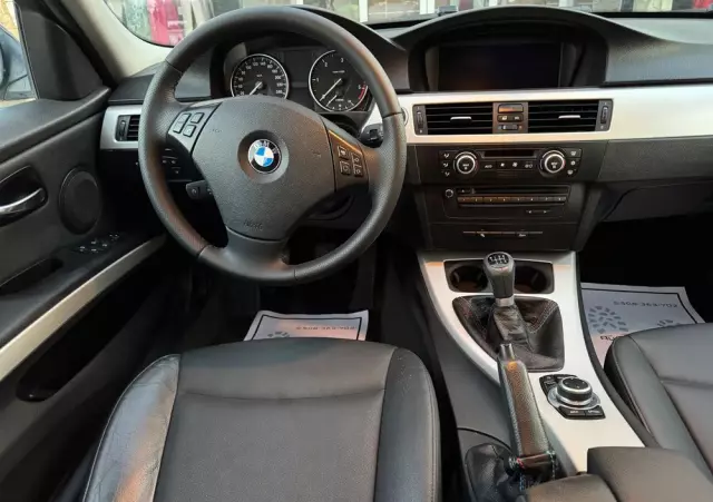 BMW Seria 3 318d
