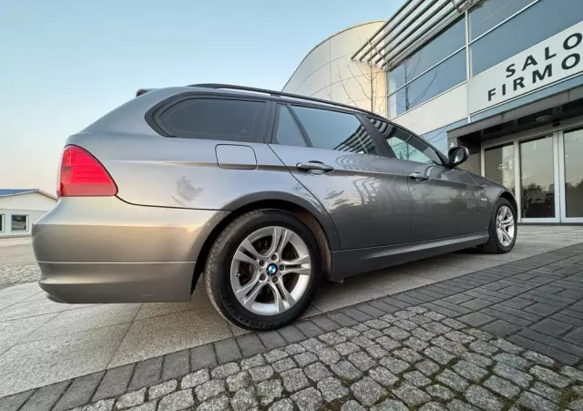 BMW Seria 3 318d