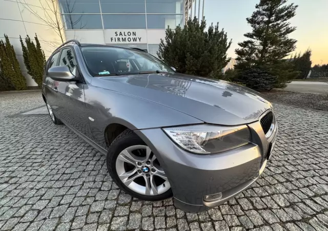 BMW Seria 3 318d