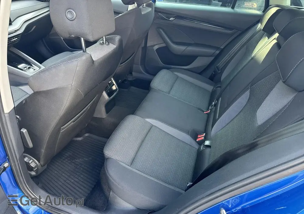 SKODA Octavia 1.5 TSI ACT Ambition DSG