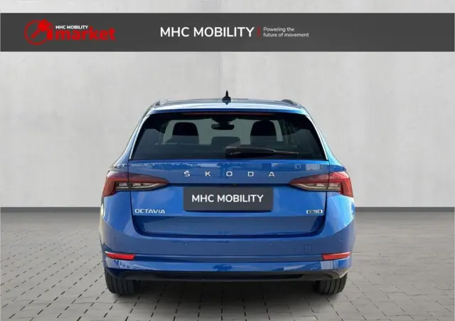 SKODA Octavia 1.5 TSI ACT Ambition DSG