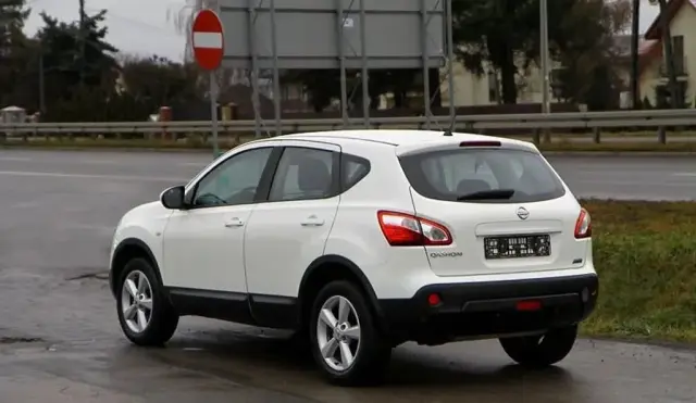 NISSAN Qashqai 