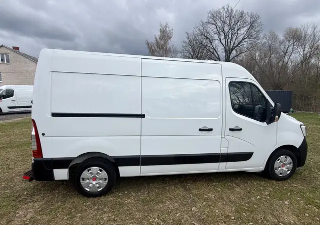 RENAULT Master L2H2 