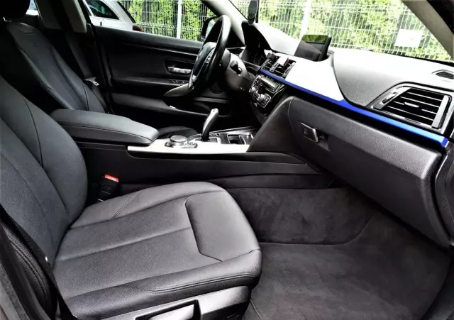 BMW Seria 4 418d Sport Line