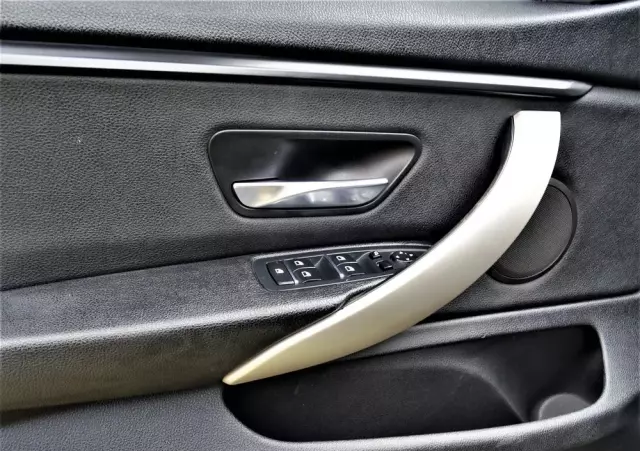 BMW Seria 4 418d Sport Line