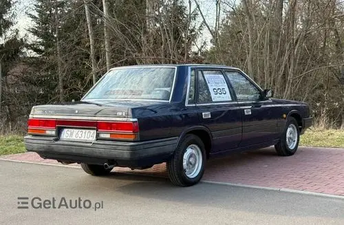 NISSAN Laurel GL 