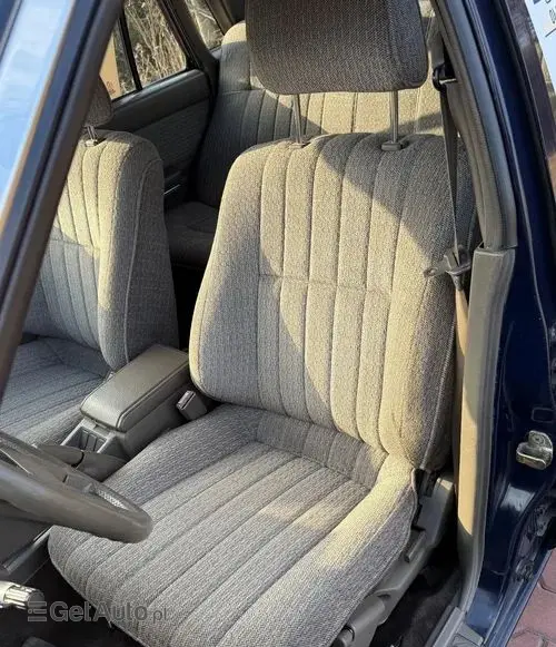 NISSAN Laurel GL 
