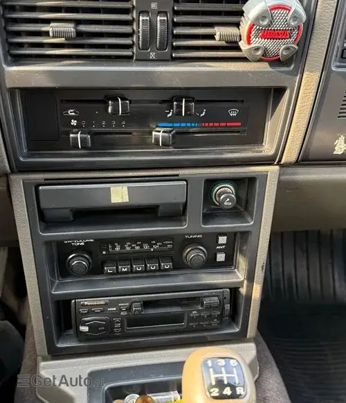 NISSAN Laurel GL 