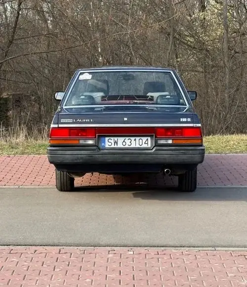 NISSAN Laurel GL 