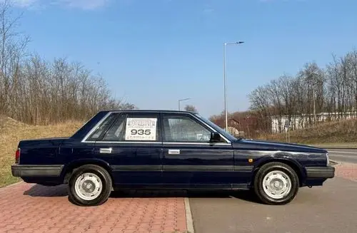 NISSAN Laurel GL 