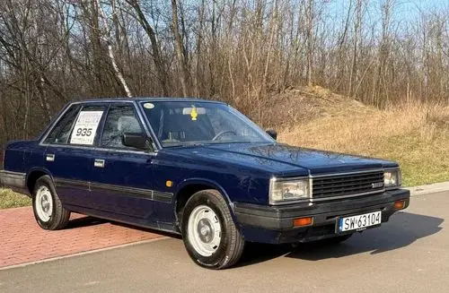 NISSAN Laurel GL 
