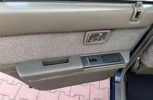 NISSAN Laurel GL 