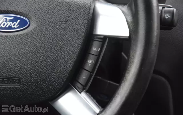 FORD Focus 1.6 16V Ambiente